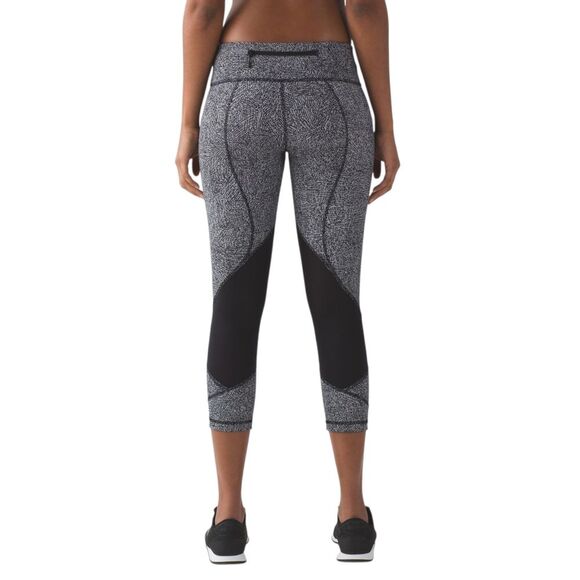 Lululemon Gray Pace Rival Cropped Leggings 2 - Picture 1 of 5